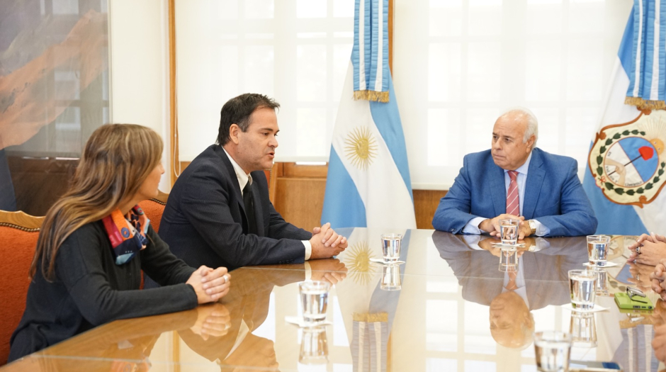 Firma de Acta con la Corte de Justicia